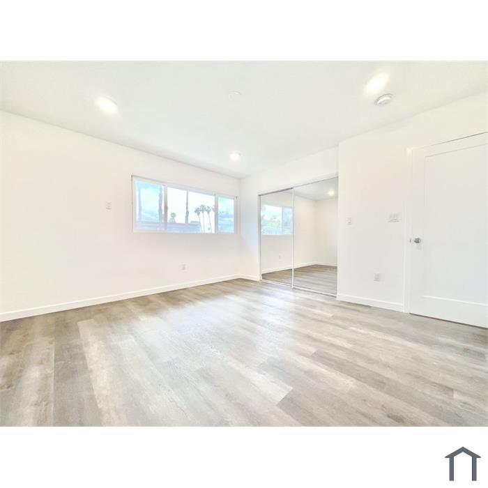 380635_2a0e18fb6d8a421d846820fed5433a29