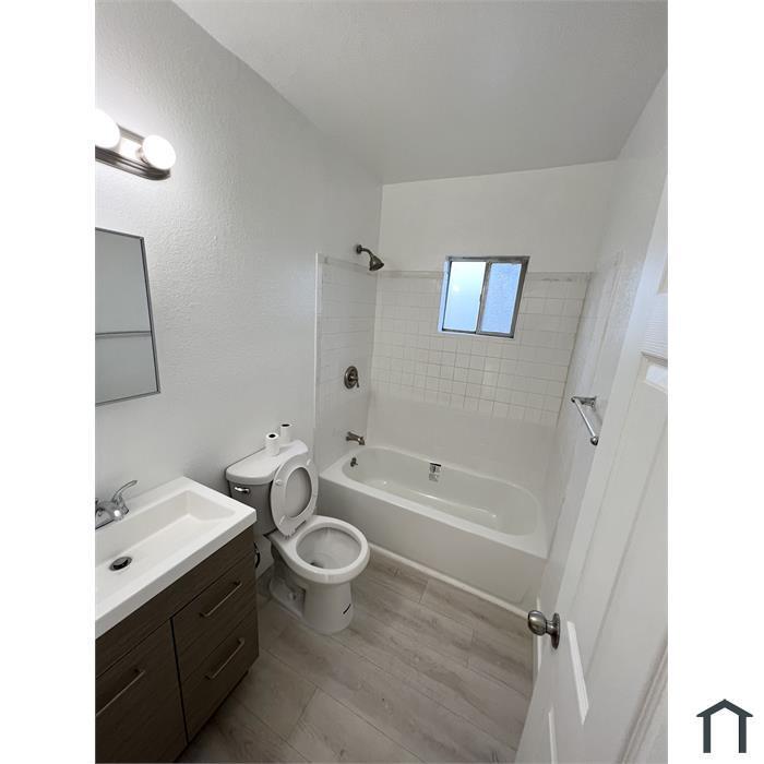 393765_07180aab48384068ac4b8c66f9ebbea9