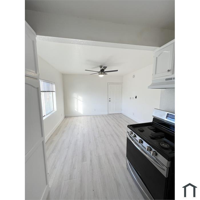 393765_0944ef2ef17e4ce3b1a29733b483e491