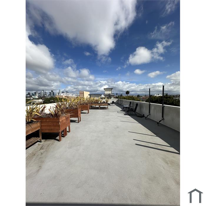 1 Bedroom Apartment 1120 E 25Th St in Los Angeles