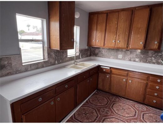 3 Bedroom Apartment 230 W F St in Wilmington, CA 90744