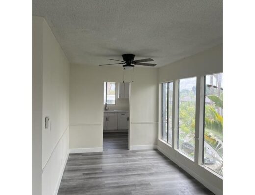 3 Bedroom Apartment 3905 Stevely Ave in Los Angeles, CA 90008