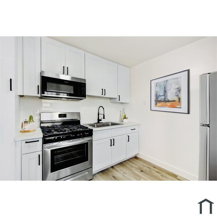 470037_cae78dec38944b06b044307c77875d11