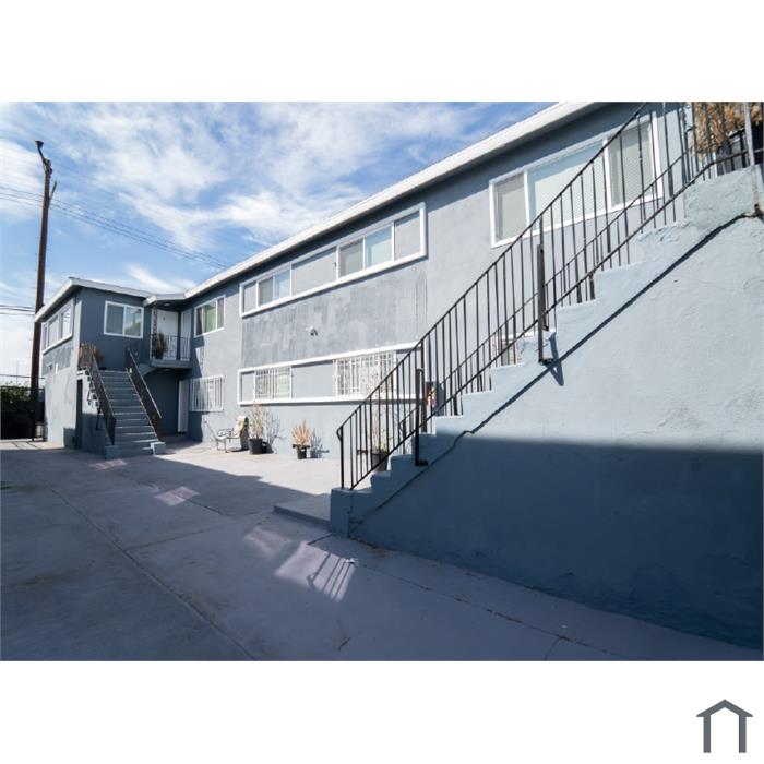 2 Bedroom Apartment 10910 Avalon Blvd in Los Angeles