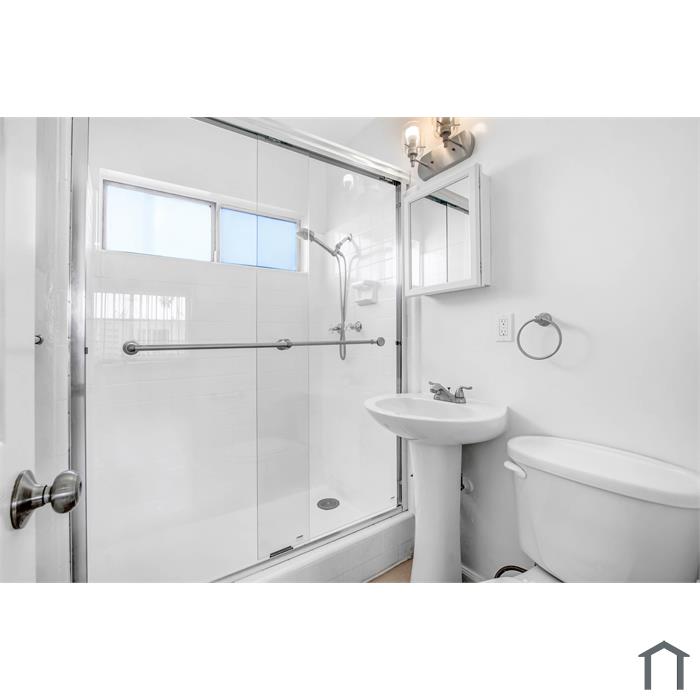 476978_ab8fd1f98faa4396a8e5516ff0719c4e